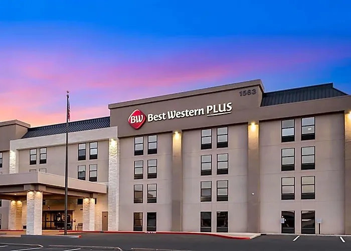 Western Gilbert/mesa Hotel