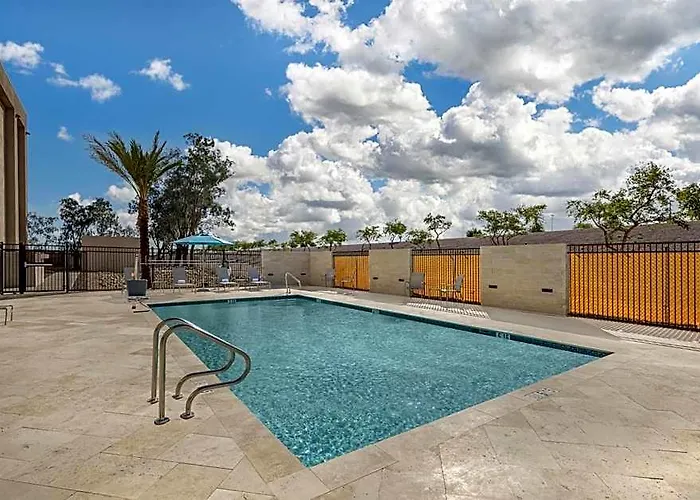 Western Gilbert/mesa Hotel